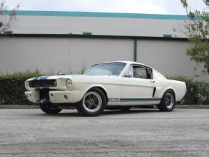 Ford Mustang Shelby GT350R 1966 года 